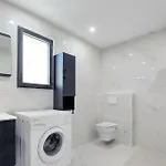 Avec Piscine Privee